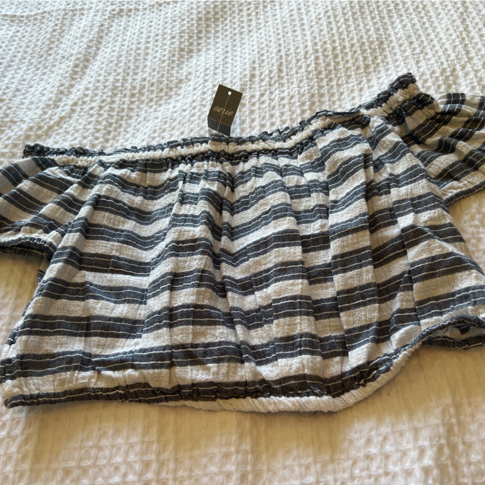 Aerie off the shoulder cropped top